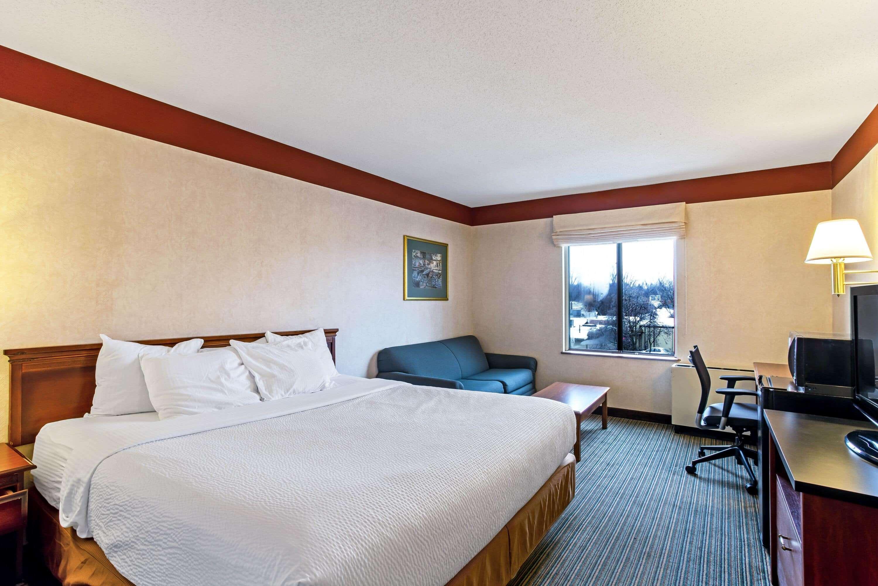 Holiday Inn Express South Burlington - Downtown By Ihg Exteriör bild