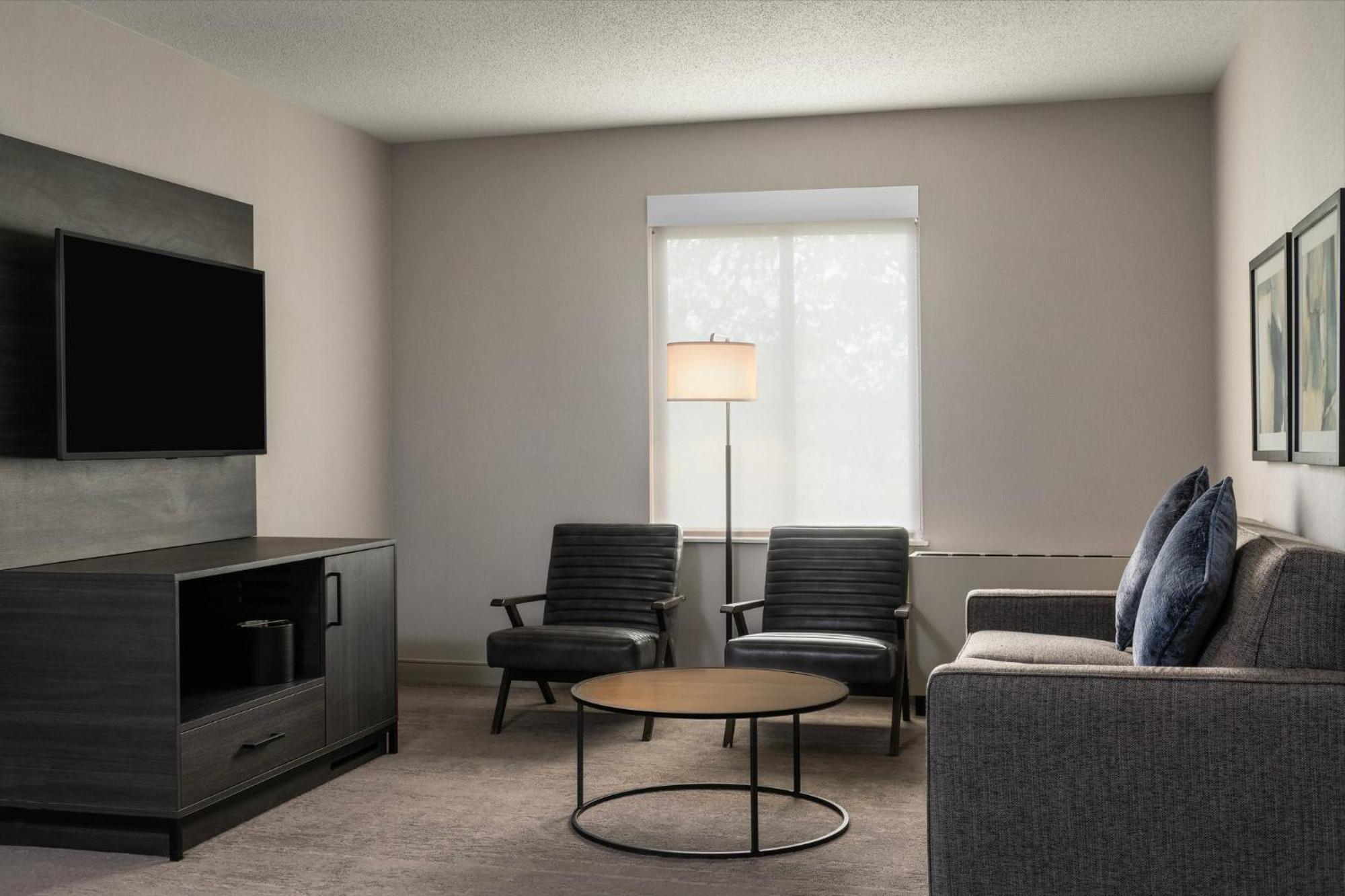 Holiday Inn Express South Burlington - Downtown By Ihg Exteriör bild