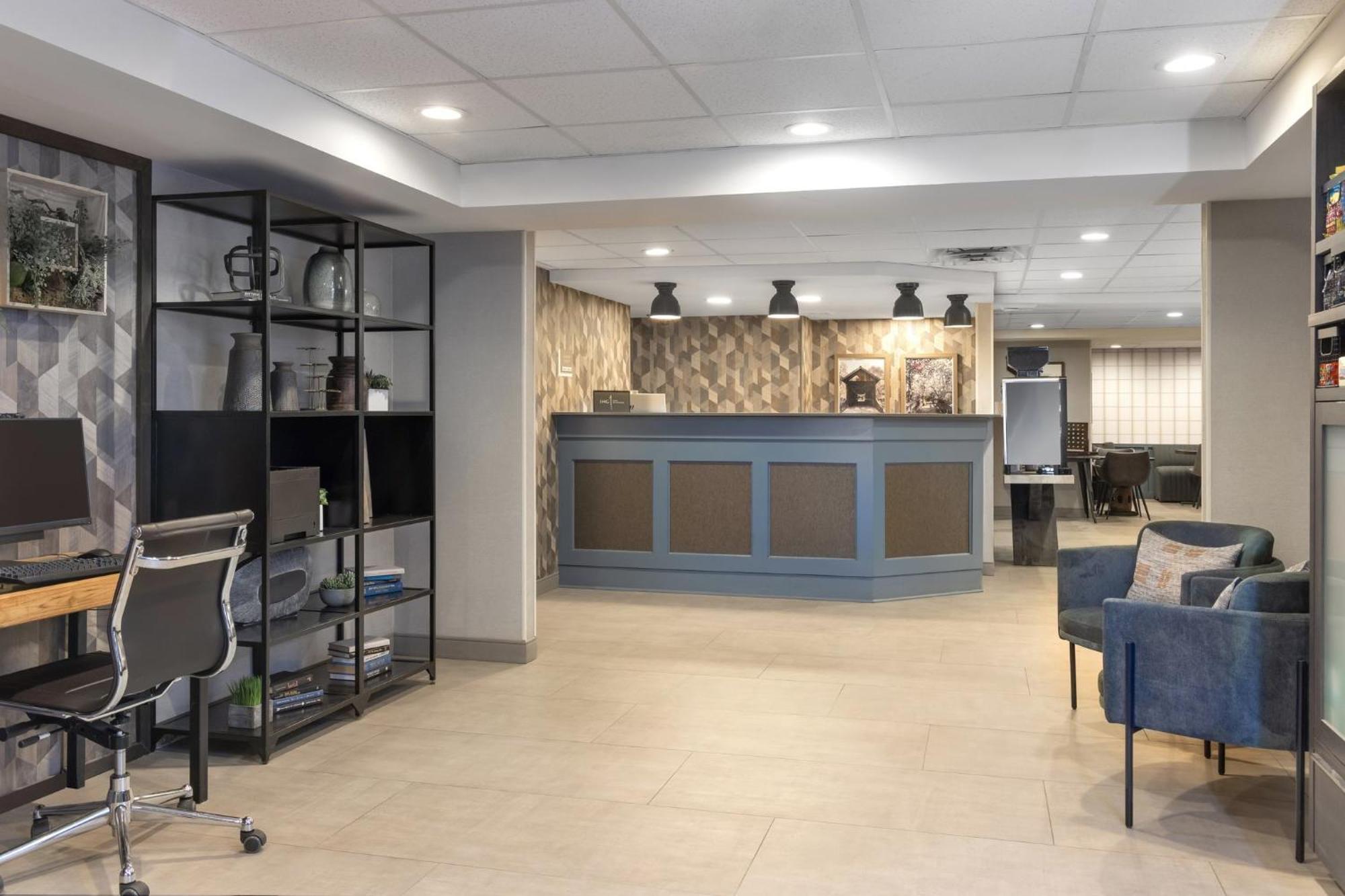 Holiday Inn Express South Burlington - Downtown By Ihg Exteriör bild